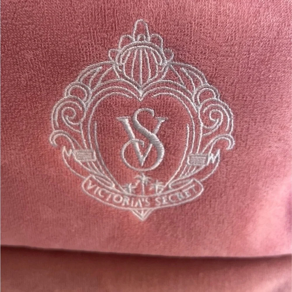 Victoria's Secret Pink Cosmetic Bag - Picture 2 of 5